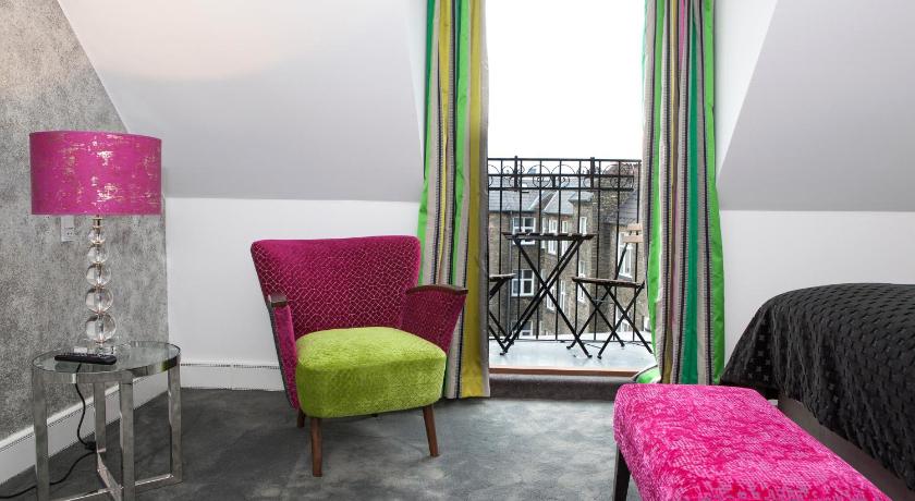 Image of Deluxe Junior Suite 8