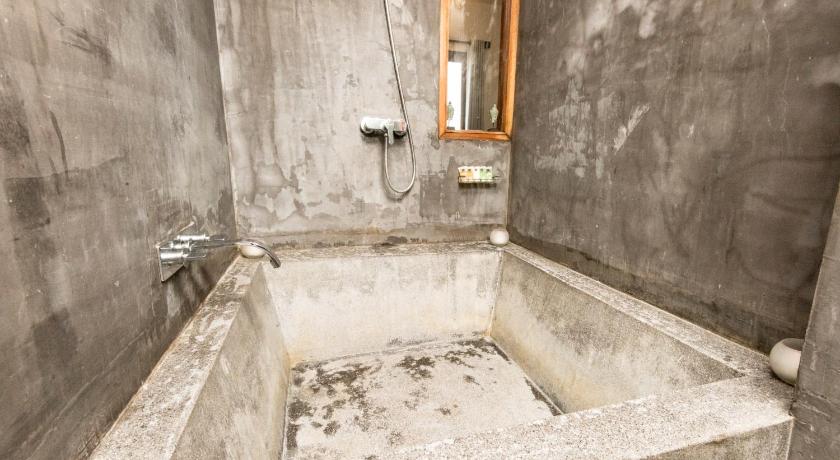 Image of Patio Suite 9