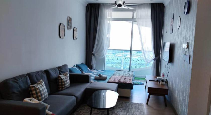 マラッカ DELUX BALCONY 4つ星 ゲストハウス プール