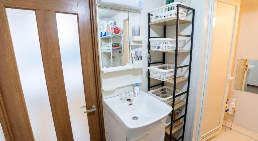 도쿄 / 동경 7th floor 702 with elevator, Minato area, 40 square meters, near Tokyo Tower, direct train to Haneda 4성급 싱글룸 수영장