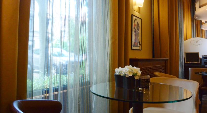 Hotel Moderno photo