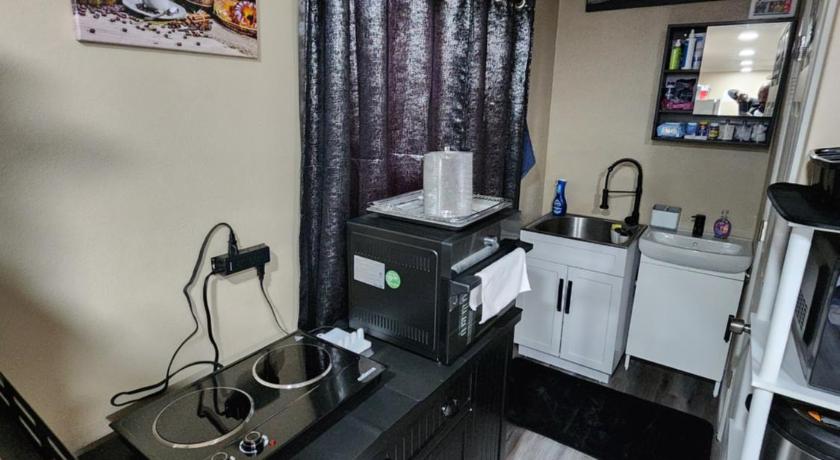 덴버 (CO) Entire Basement with private Entrance within walking distance from the Gaylord hotel 3성급 숙소 객실