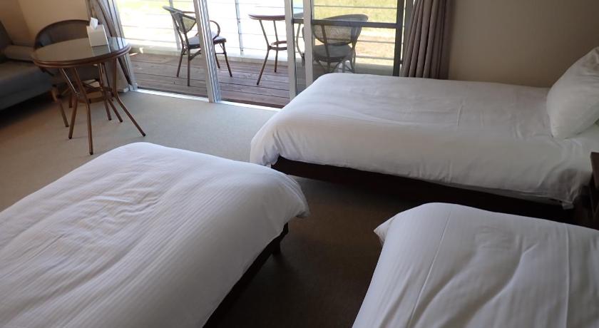 Okinawa Island ルナテッラセ 3-Star Accommodation suite