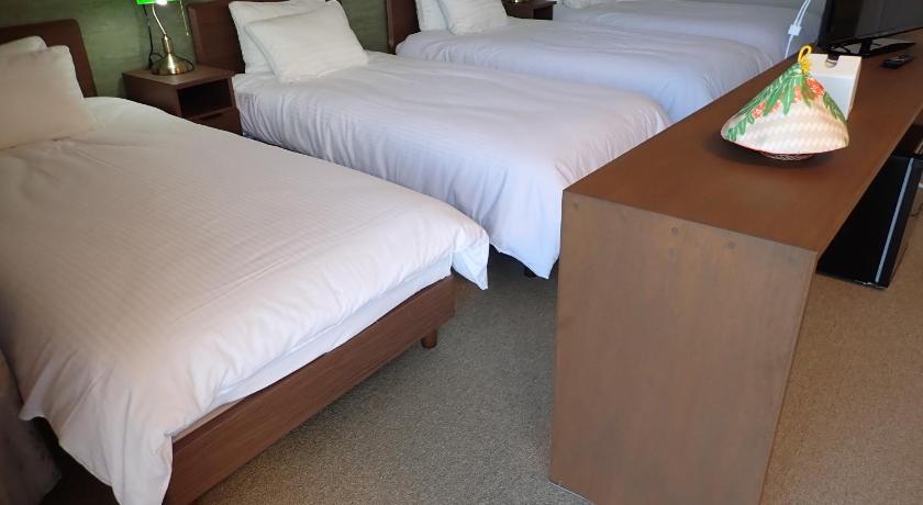 Okinawa Island ルナテッラセ 3-Star Accommodation suite