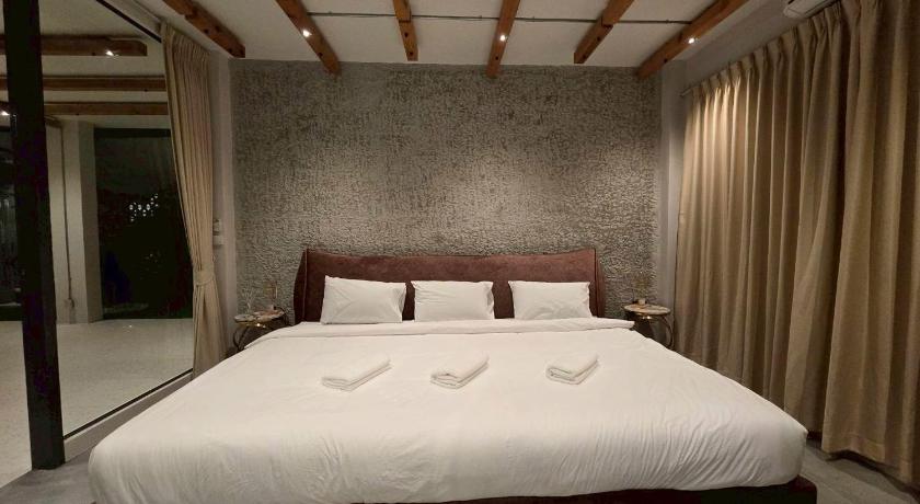 Image of Three-Bedroom Villa 7