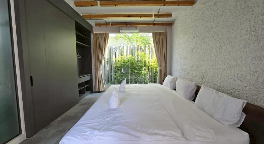Image of Three-Bedroom Villa 12