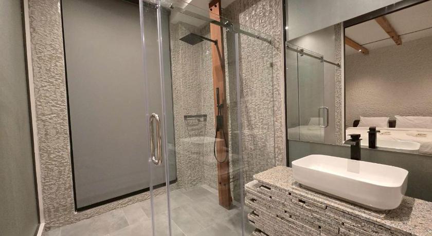Image of Three-Bedroom Villa 2