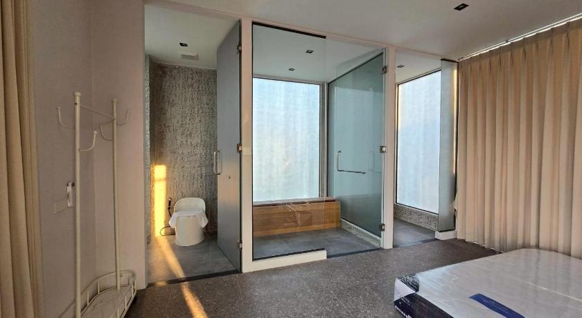 Image of Three-Bedroom Villa 16