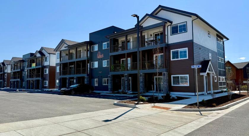 Homestead Village - Two Bedroom Condo Ground Floor
