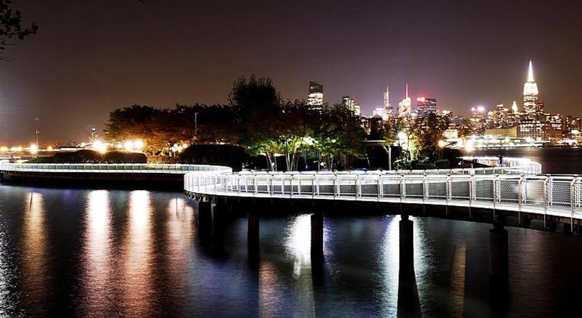 Hoboken (NJ) City Escape with 2 Baths, 10 beds and We Pay Half Parking for 2 cars, NYC in 15 min 3-Star Accommodation exterior