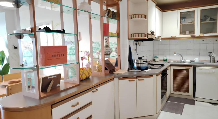 古晋 Natol Homestay - Riverbank Suites High Rise City 4星级 民宿 外观