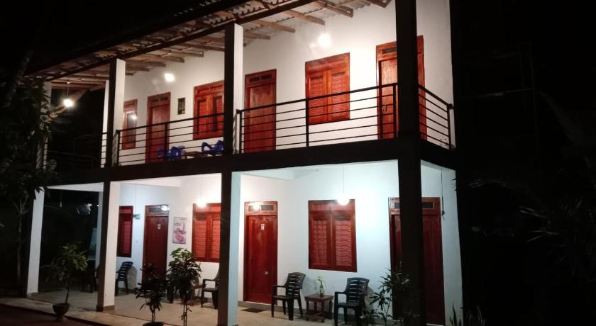 Lake House Home Stay