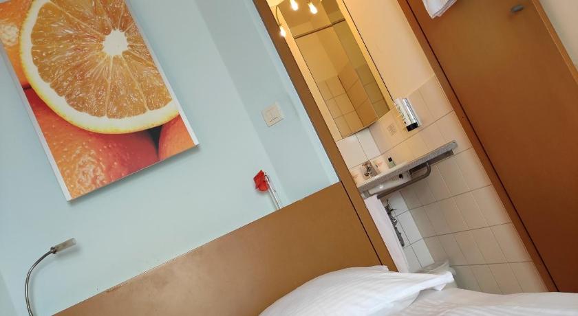 Standard szoba kétszemélyes ággyal (Standard Double Room) fotója 8