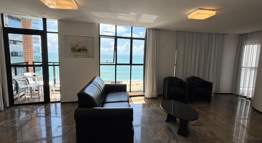 Imagem de Three-Bedroom Sea View Royal Deluxe 3