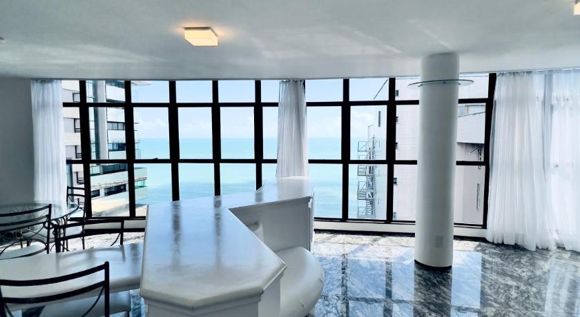 Imagem de Sea View Royal Elegance Room 13