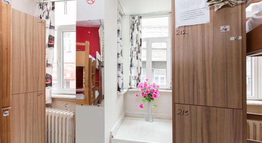 Taksim Hostel Green House Istanbul - image 5