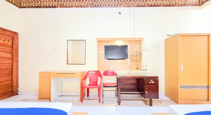 Image of Family Room 6