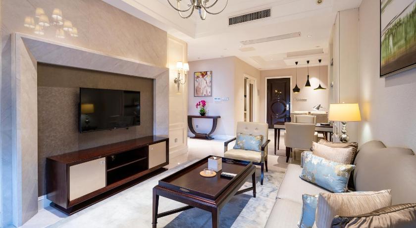 Image of 1 King Bed Standard Residence 0