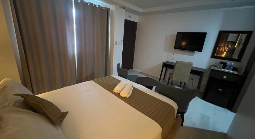 Image of Queen Suite 3