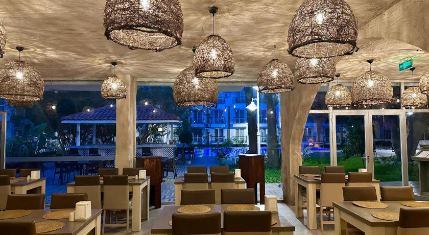 Grand Emir Hotel & Spa - image 5
