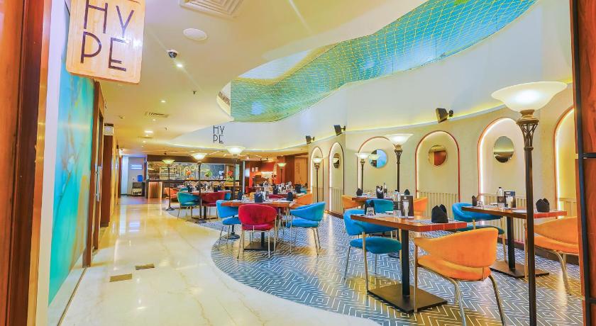 Hotel Hyphen Noida - image 5