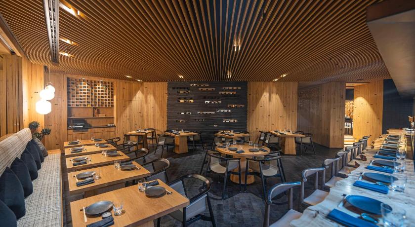 Hyatt Regency Dubai - Corniche - image 2