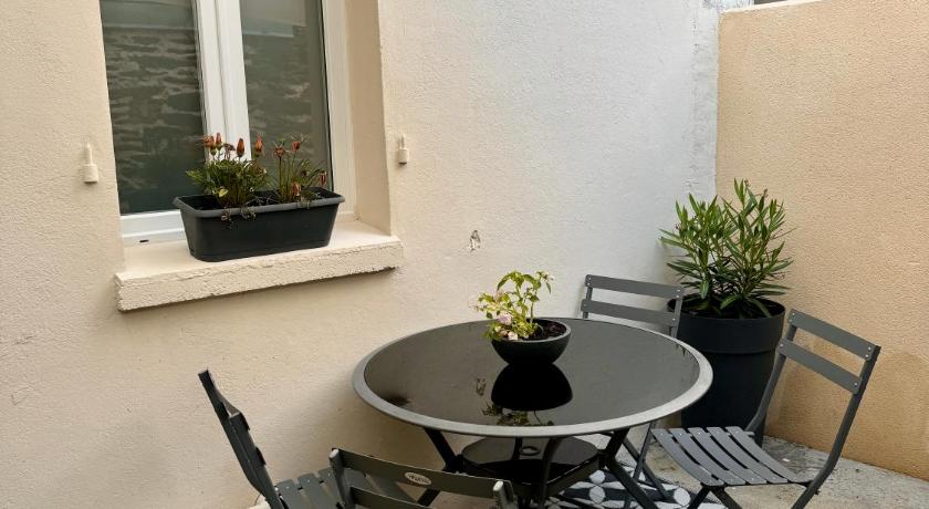 シャトーヌフ＝デュ＝パプ Suite Au grand air 4つ星 シングルルーム 施設