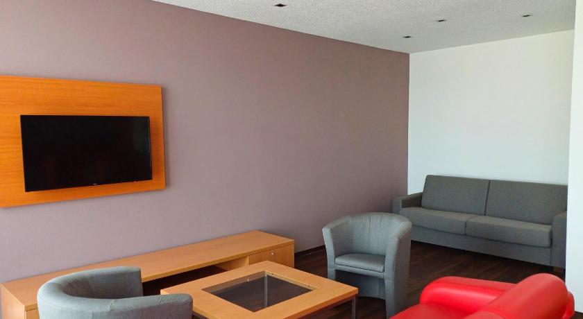 Image of Family Suite 7