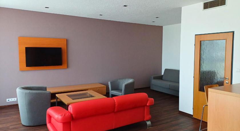 Image of Family Suite 6