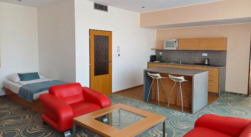 Image of Family Suite 5