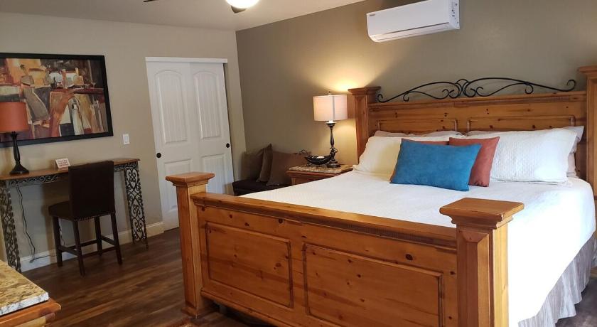 세도나 (AZ) Robin's Red Rock Getaway Suite A 2성급 숙소 수영장