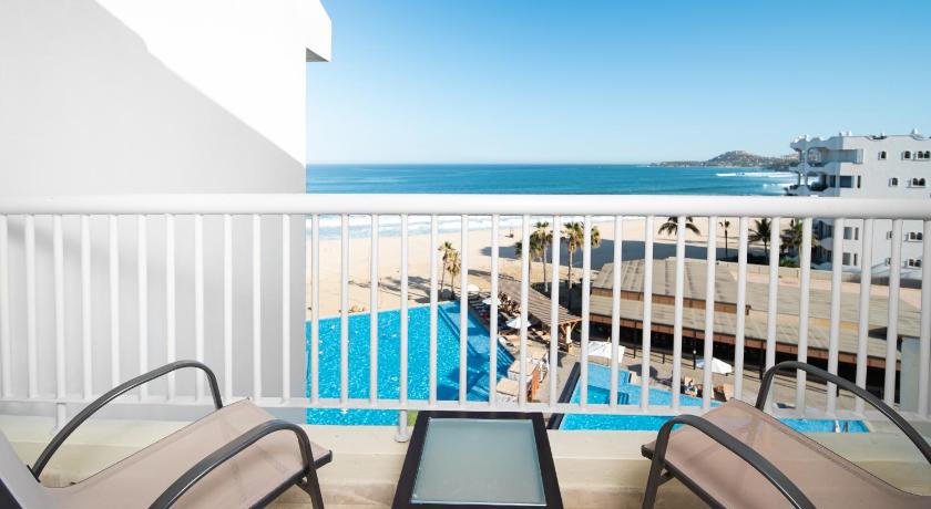 Image of Suite Palmilla Ocean View Double 1