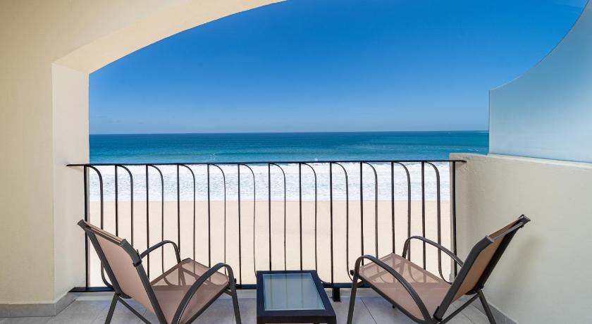 Image of Altitude Junior Suite Ocean Front Double 1