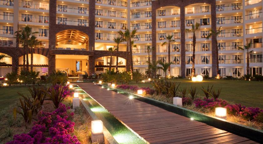 Image of Junior Suite Ocean View King 5