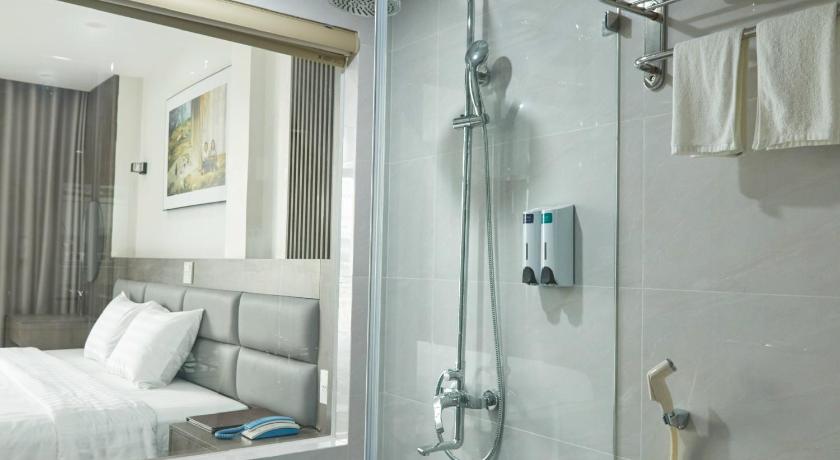 Image of VIP Deluxe Room 11