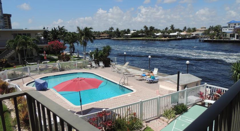 Aqua Mar Condos — Hotel in Fort Lauderdale (FL)