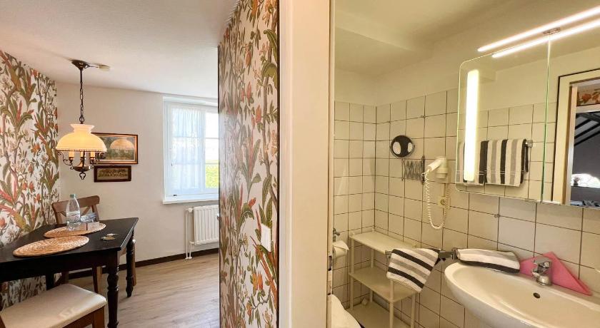 Image of Apartment 2
