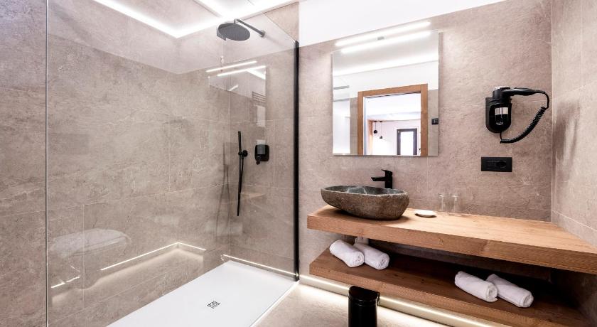 Auronzo di Cadore Hotel Miralago 2-Star Hotel pool