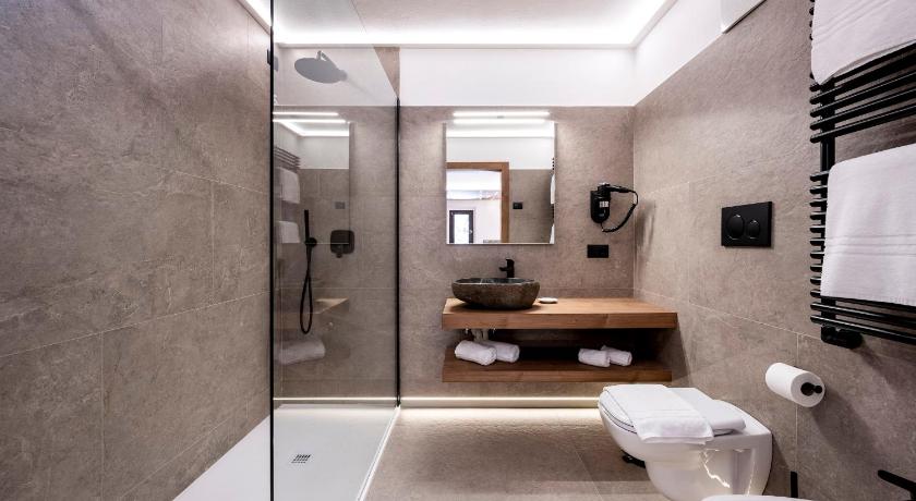 Auronzo di Cadore Hotel Miralago 2-Star Hotel exterior