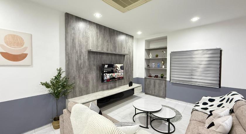 쿠안탄 Kuantan City의 프라이빗 하우스 (m², 침실 3개, 프라이빗 욕실 2개) (YOLO5 3BR 12PAX CentralTown Netflix) 2성급 게스트하우스 객실