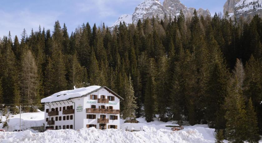 Auronzo di Cadore Hotel Miralago 2-Star Hotel lobby