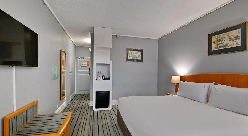 รูปของ1 King Bed Premium Smoking 17