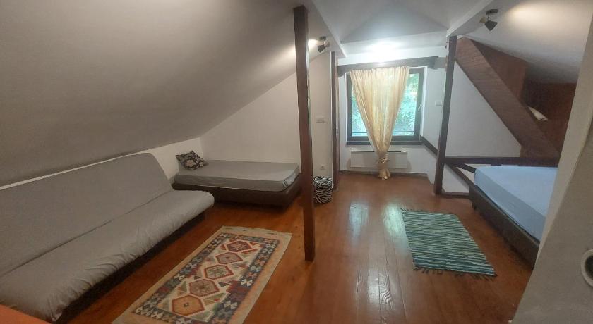 베오그라드 Šumski raj Lipovica (Sumski raj Lipovica) 3성급 싱글룸 스위트룸