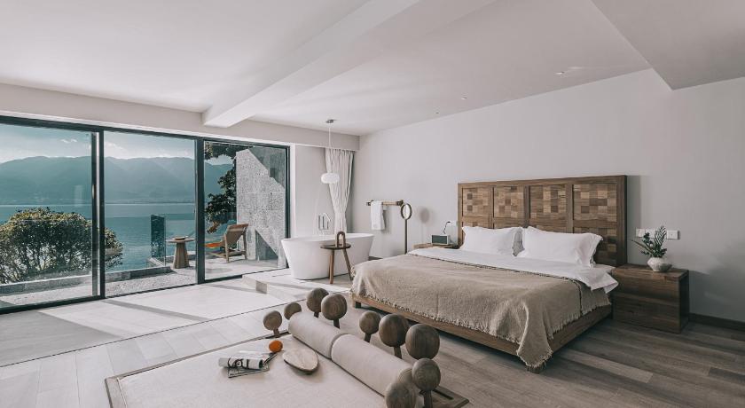 다리 / 대리 LIUBAI CUNSHU Seaview Resort Hotel 5성급 호텔 수영장