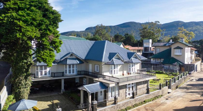 Grand Bungalow Nuwara Eliya by Seven Angels