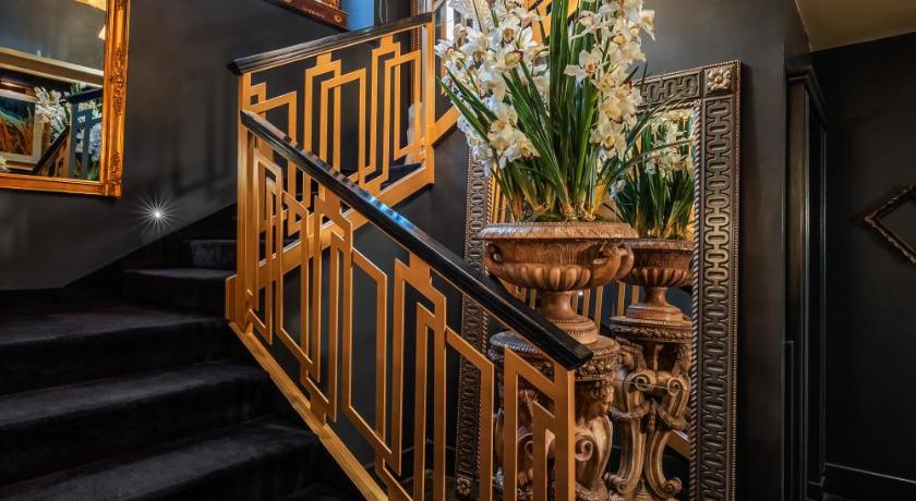 ローマ HT6 Hotel Roma 4つ星 ホテル スイート