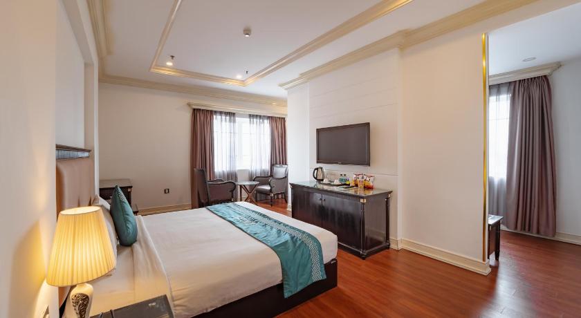 ダナン IBIZA Riverfront Da Nang Hotel 4つ星 ホテル 外観