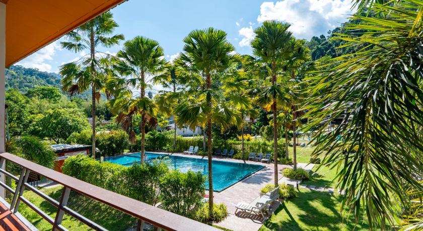 Image of Pool View Room with Balcony 3