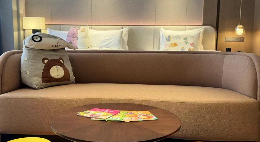 Image of Family-friendly twin room 6