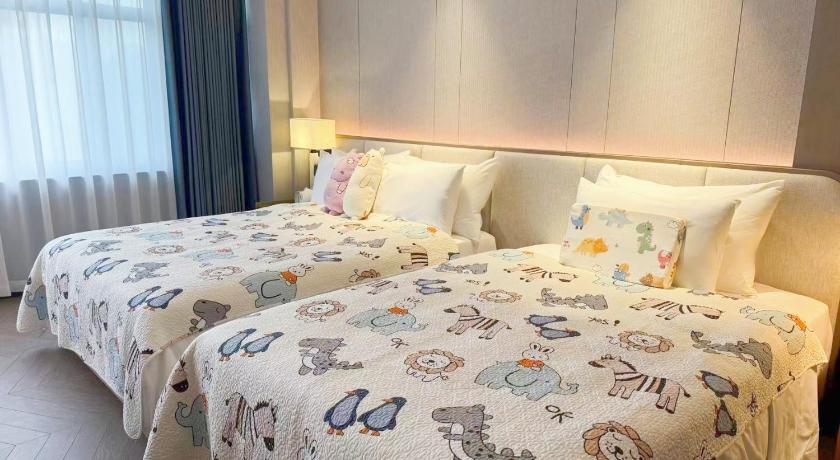 Image of Family-friendly twin room 7